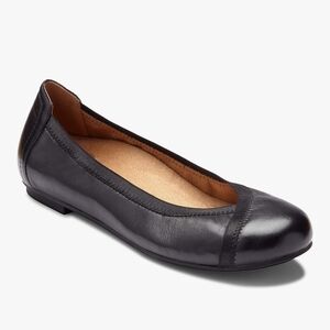 Vionic Black Leather Ballet 'Carroll'